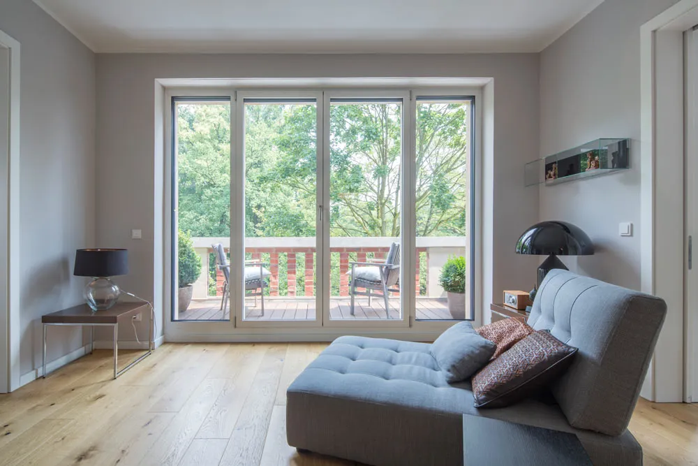 Fenster und Balkontüren aus Aluminium